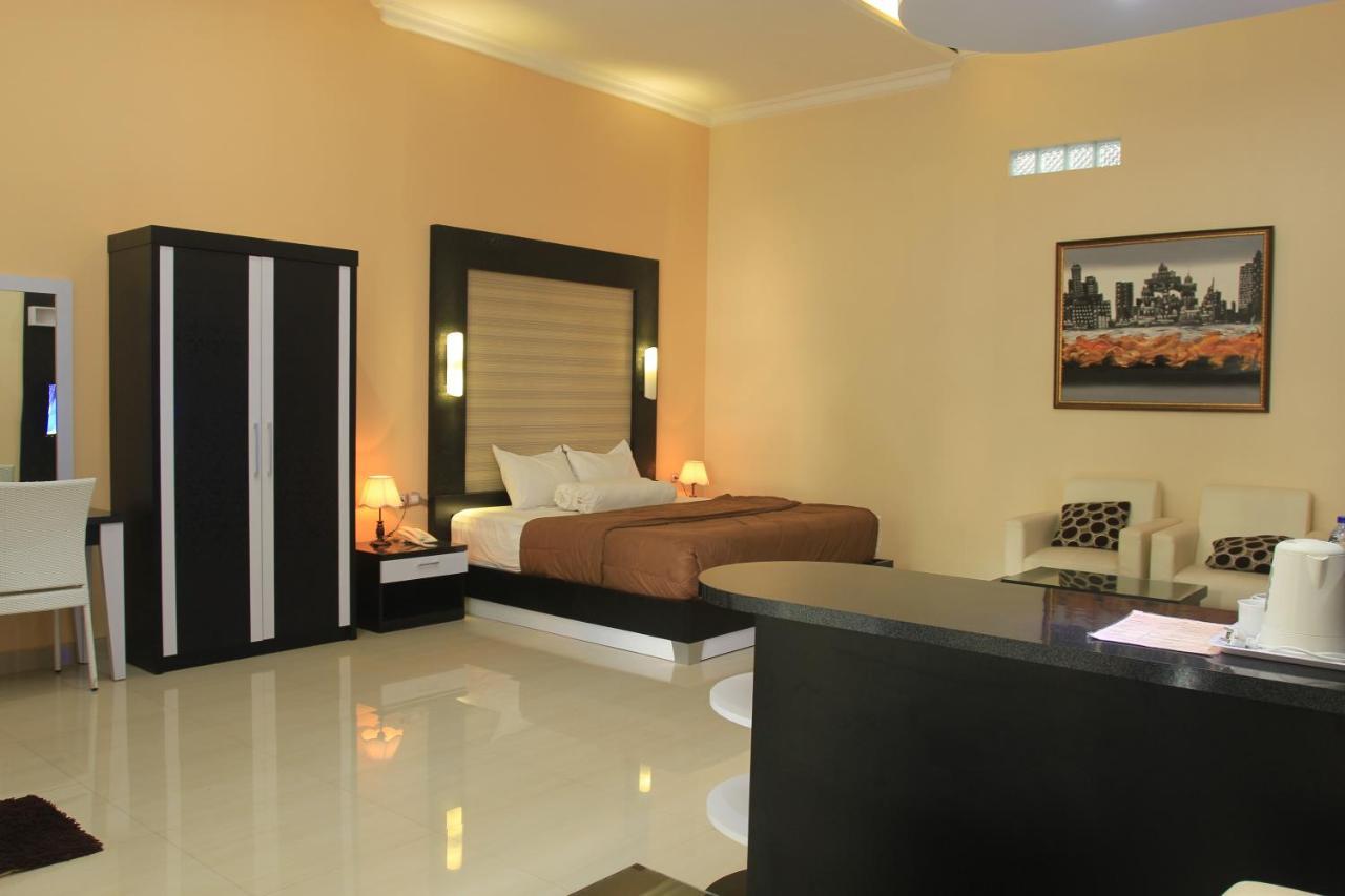 Musdalifah Hotel Sumenep المظهر الخارجي الصورة